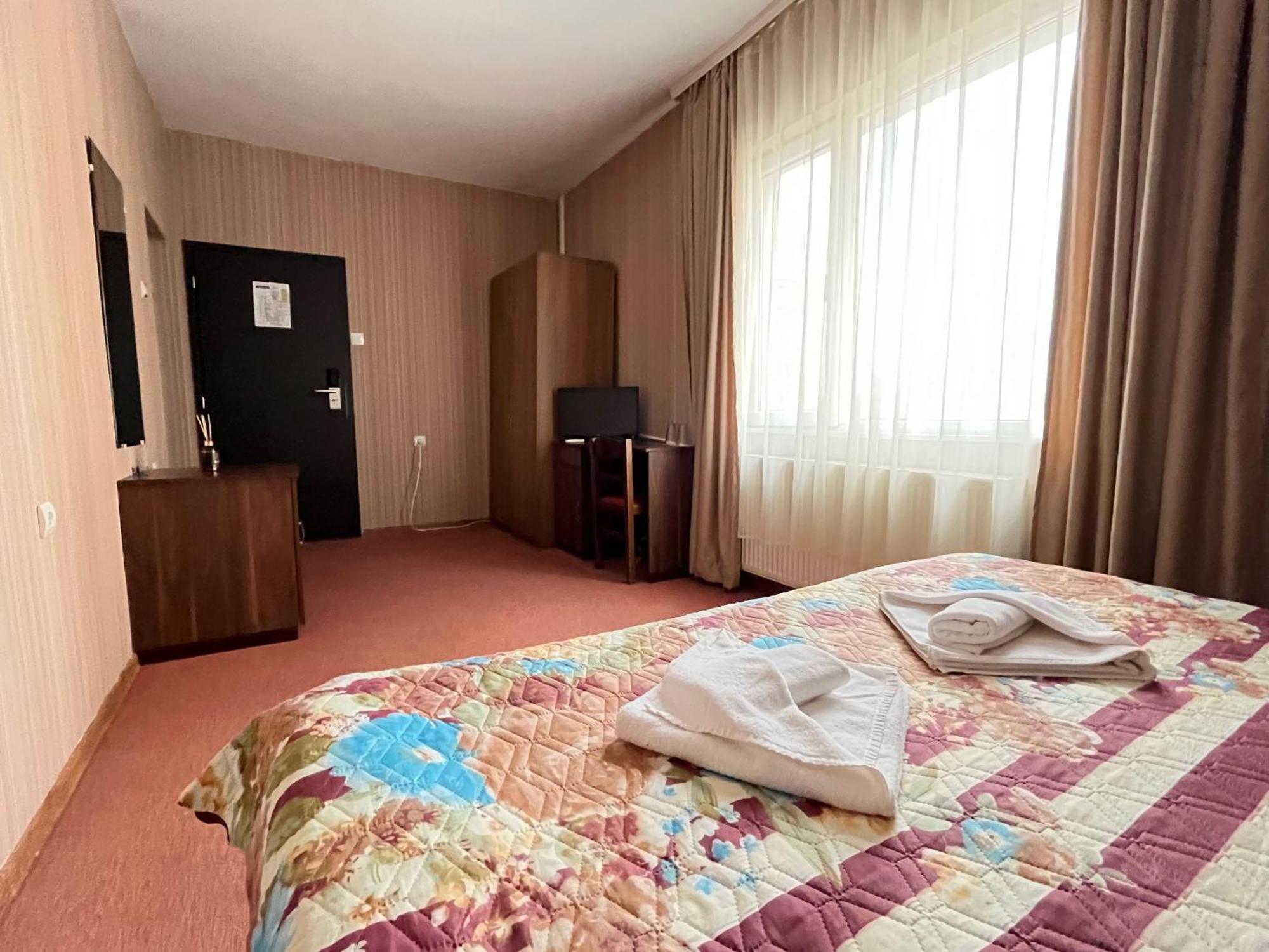 Park Hotel Ivailo Veliko Tárnovo Habitación foto
