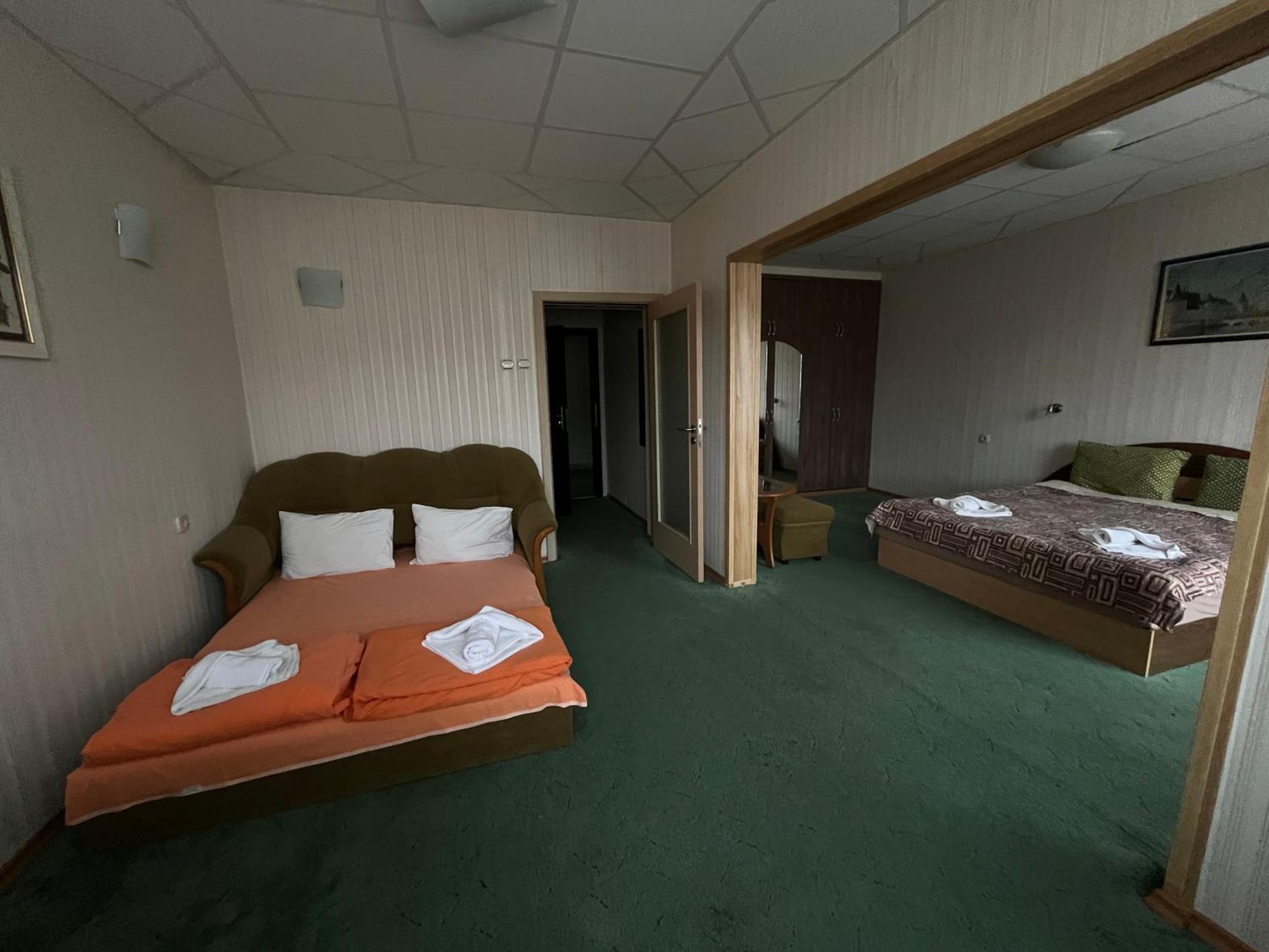 Park Hotel Ivailo Veliko Tárnovo Habitación foto
